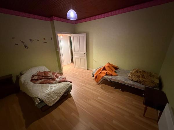 Immeuble Lurcy Levis 10 pièce(s) 221 m2