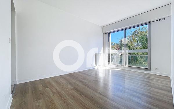 Appartement à louer    2 pièces • 42 m2 Bourg-la-Reine