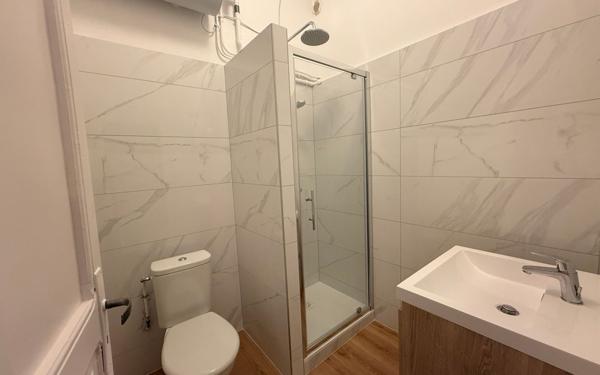 Appartement à louer    3 pièces •  Marcillac-Vallon