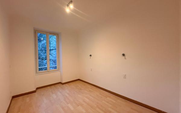 Appartement à louer    3 pièces •  Marcillac-Vallon