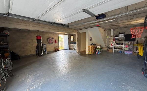 Maison à vendre    5 pièces •  Poulx