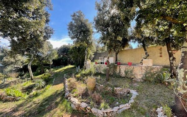 Maison à vendre    5 pièces •  Poulx