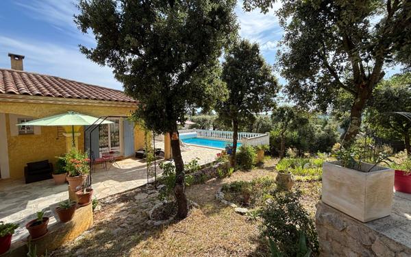 Maison à vendre    5 pièces •  Poulx