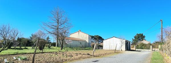 MAGNIFIQUE TERRAIN A BATIR, LIBRE DE CONSTRUCTEUR, A 5 MN DU CENTRE DE VALLET !!!,  
Vallet 44330