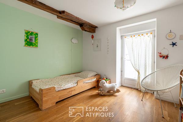 Maison familiale type loft cachée à deux pas du jardin des plantes