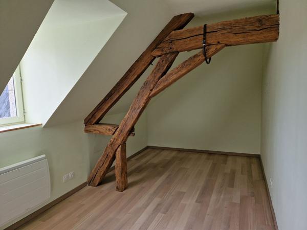 Location Appartement110,7 m² - 6 Pièces - MONTARGIS (45200)