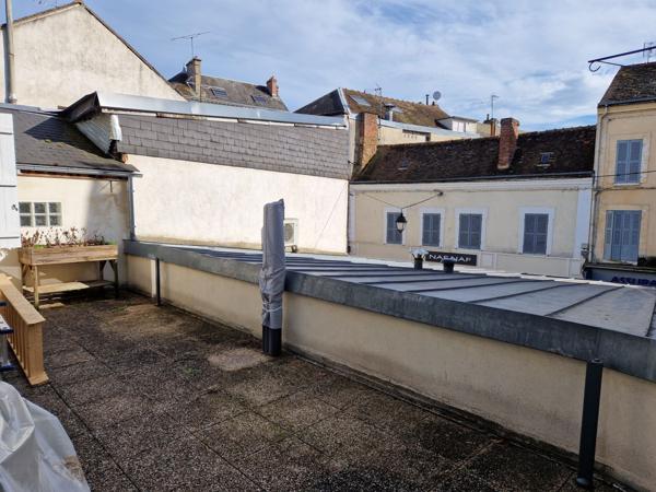 Location Appartement110,7 m² - 6 Pièces - MONTARGIS (45200)
