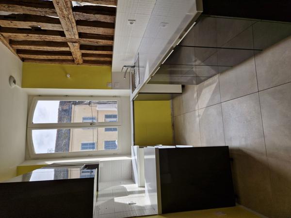 Location Appartement110,7 m² - 6 Pièces - MONTARGIS (45200)