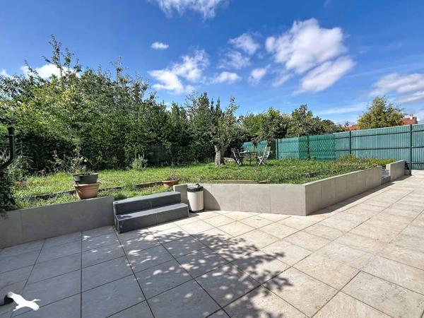 Maison 365 000 € Ecquevilly 6 p 120 m² DPE C