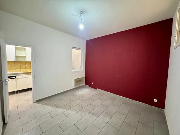 Appartement à vendre 2/3 pièces MARSEILLE 2EME ARRONDISSEMENT, Quartier Le Panier/Cathédrale de la Major/Vieux Port