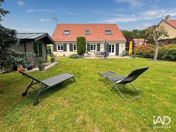 Maison à vendre 8 pièces 141 m² Vaux-le-Pénil