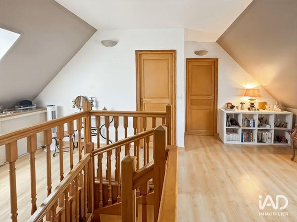 Maison à vendre 8 pièces 141 m² Vaux-le-Pénil