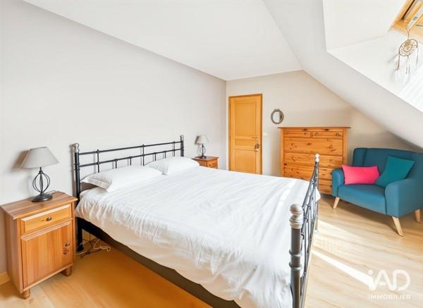 Maison à vendre 8 pièces 141 m² Vaux-le-Pénil