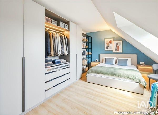 Maison à vendre 8 pièces 141 m² Vaux-le-Pénil