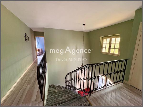 Maison à CHARBONNIERES-LES-BAINS, 69260 - 6 pièces 180m²