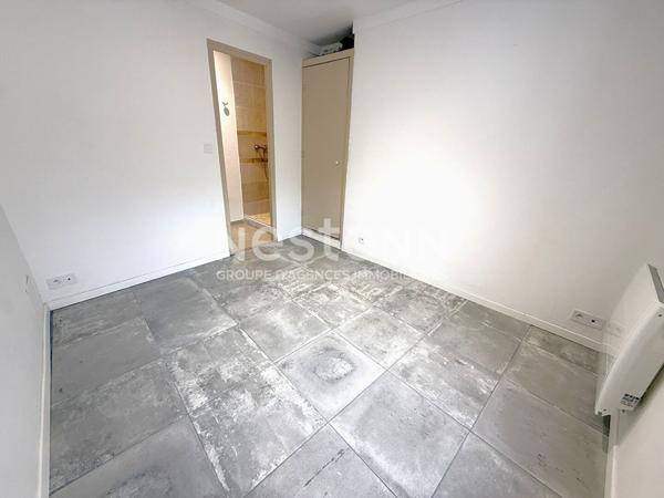 APPARTEMENET EN REZ DE CHAUSSÉE À LOUER DANS LE CENTRE BOURG DE CHABRIS (36)