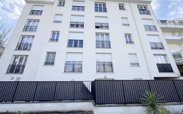 Stationnement à vendre    Neuilly-Plaisance