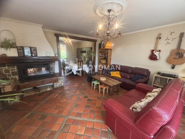 Maison 7 pièces sur grande parcelle de 5233 m²