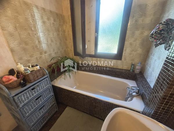 Maison 7 pièces sur grande parcelle de 5233 m²