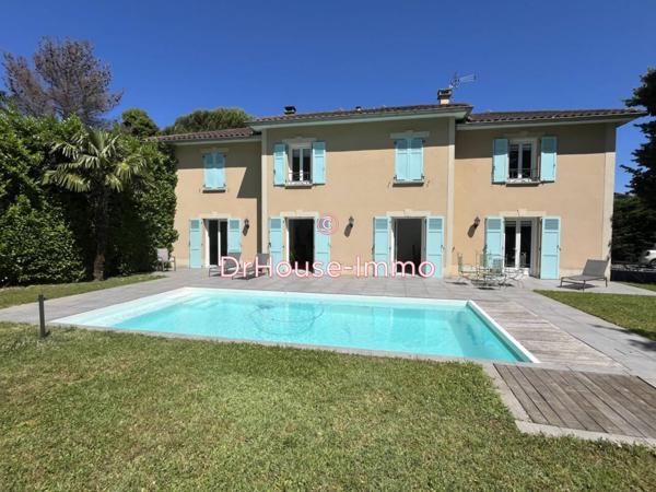 Maison à vendre 7 pièces de 210 m²