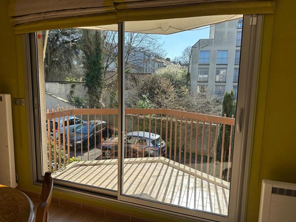 APPARTEMENT 3 PIÈCES MEUBLÉ EN CENTRE VILLE