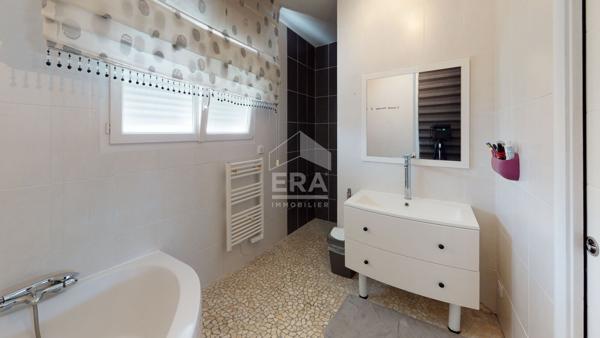 Villa Bourges 6 pièce(s) 150 m2