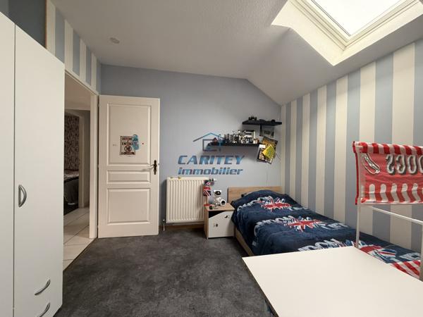 APPARTEMENT DUPLEX 130 m² – 3 CHAMBRES – TERRASSE – PARKING - 2 MIN DU CENTRE VILLE