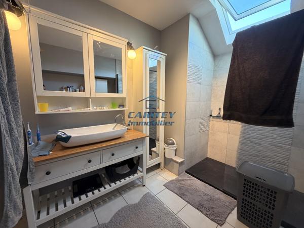 APPARTEMENT DUPLEX 130 m² – 3 CHAMBRES – TERRASSE – PARKING - 2 MIN DU CENTRE VILLE
