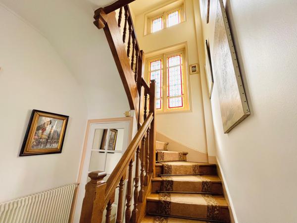 Appartement 7 pièces - 222 m² Bien prestige
