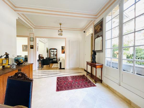 Appartement 7 pièces - 222 m² Bien prestige