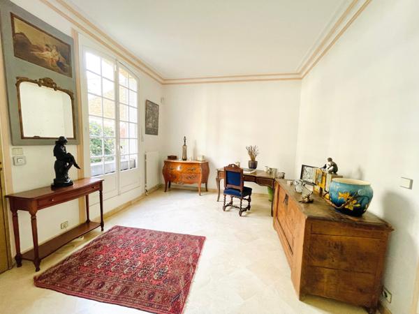 Appartement 7 pièces - 222 m² Bien prestige