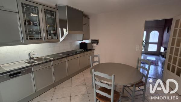 Maison à vendre 7 pièces 145 m² Angers