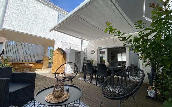 Maison à vendre    5 pièces •  Les Mathes