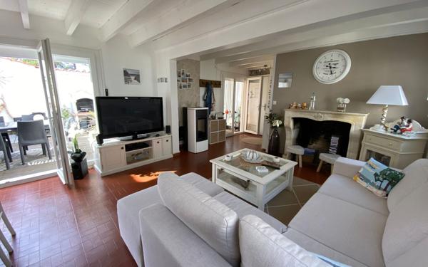 Maison à vendre    5 pièces •  Les Mathes