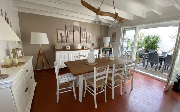 Maison à vendre    5 pièces •  Les Mathes