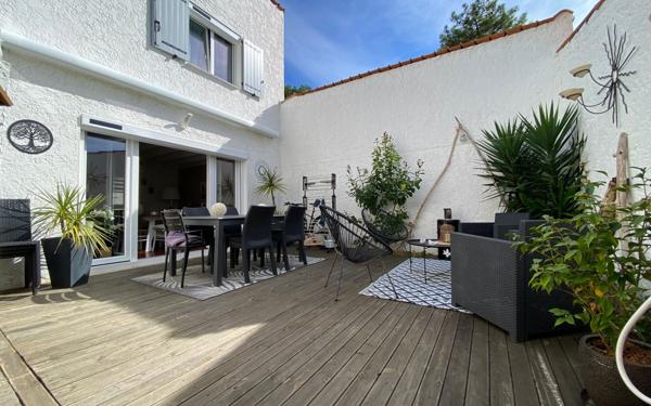 Maison à vendre    5 pièces •  Les Mathes