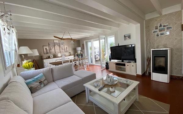 Maison à vendre    5 pièces •  Les Mathes