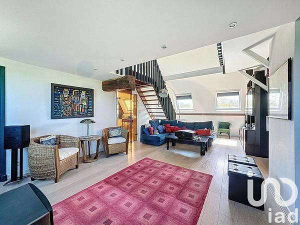 Maison d’architecte 10 pièces de 375 m² à Villers-Cotterêts (02600)