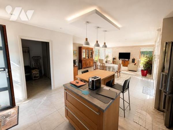 LA TRINITÉ PLOUZANÉ - CONTEMPORAINE DE 2013 - PLAIN PIED - 150M² - TERRAIN 1000M²