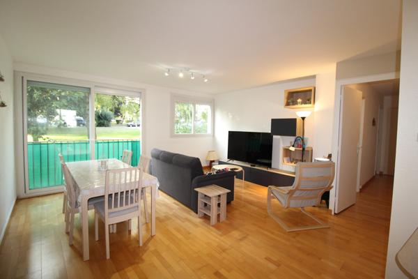 CHOLET, VASTE APPARTEMENT T6 MEUBLÉ