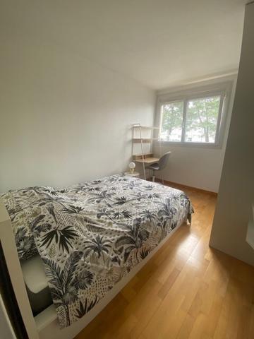 CHOLET, VASTE APPARTEMENT T6 MEUBLÉ