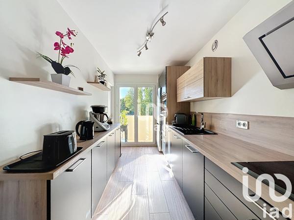 Appartement à vendre 4 pièces 75 m² Saint-Fargeau-Ponthierry