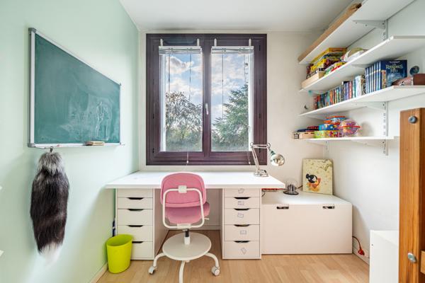 Villejuif Métro Louis Aragon - Appartement familial 4 pièces 3 chambres avec balcon