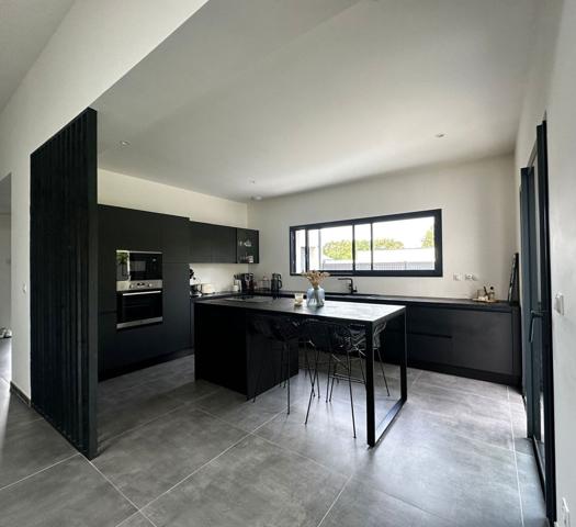 Exceptionnelle maison contemporaine de 6 pièces