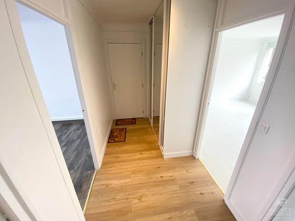 Appartement Rueil Malmaison 3 pièce(s) 52 m² Loyer 1 138 €/mois charges comprises **  - Référence  20059