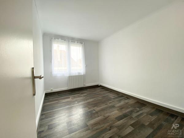 Appartement Rueil Malmaison 3 pièce(s) 52 m² Loyer 1 138 €/mois charges comprises **  - Référence  20059