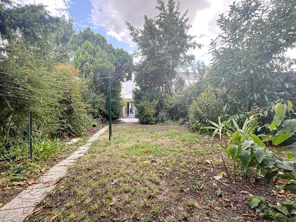 Maison à Nantes - Chantenay - Proche Jean Macé - 2 chambres - 1 bureau