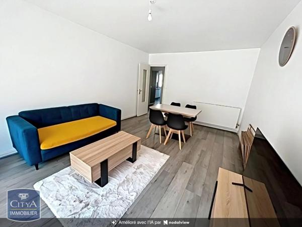 Appartement à louer 2 pièces 48.36m² Saint-Brieuc (22000)