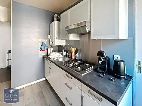 Appartement à louer 2 pièces 48.36m² Saint-Brieuc (22000)