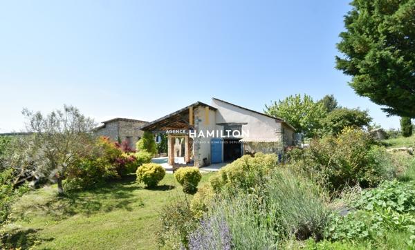 PROPRIETE DE CAMPAGNE AVEC PIGEONNIER RENOVE, PISCINE + POOLHOUSE ET DEPENDANCES Gaillac